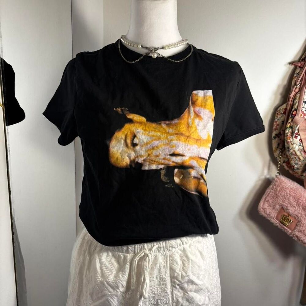 H&M Divided x Ariana Grande 2019 Tour Graphic Crop Tee | Size L